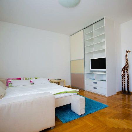 זאגרב Apartment Luka מראה חיצוני תמונה