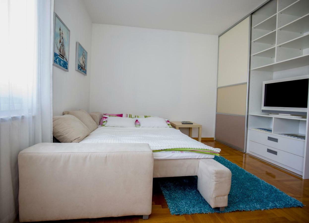 זאגרב Apartment Luka מראה חיצוני תמונה